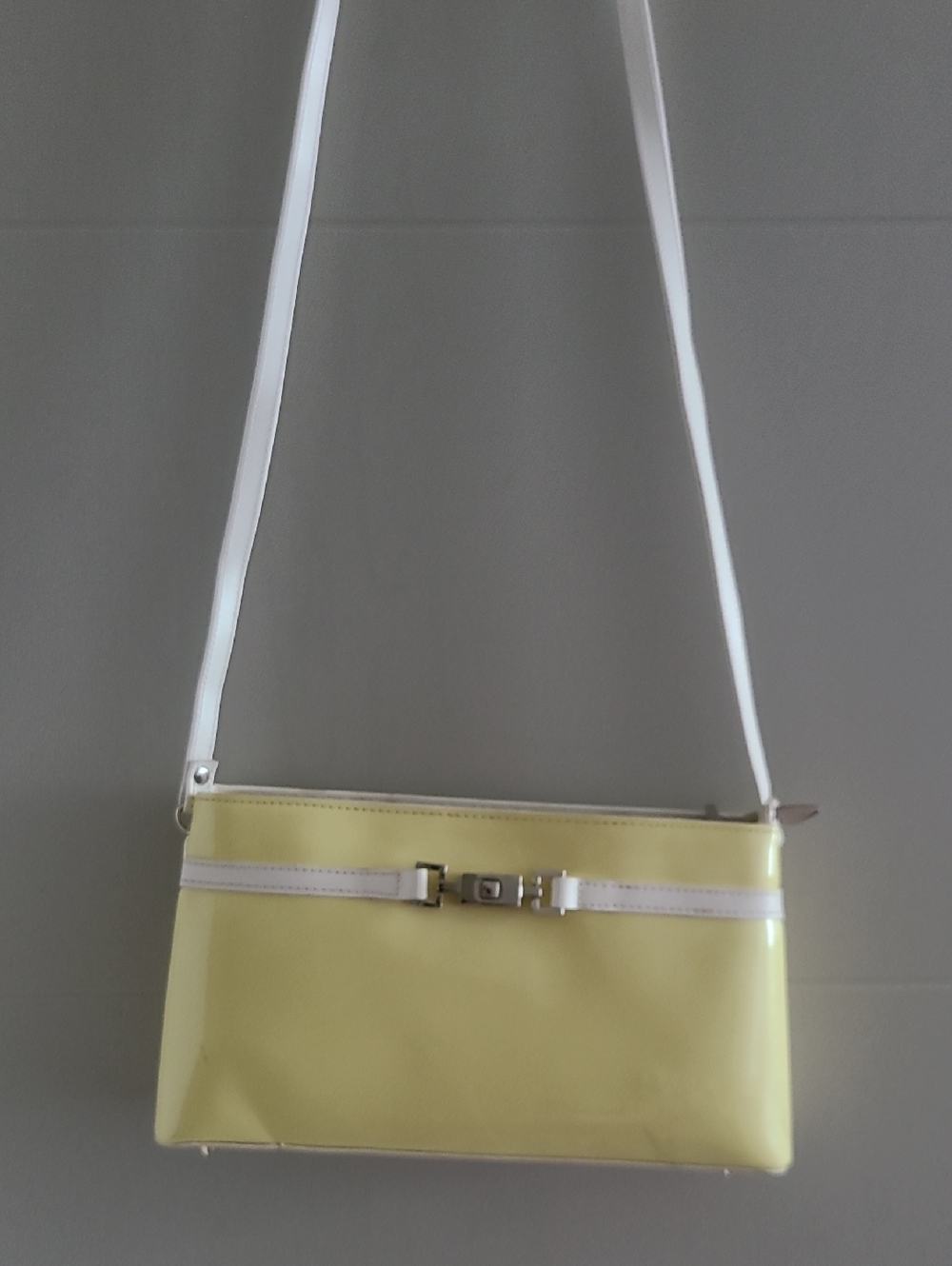 Beijo Yellow and White Crossbody Shoulder Bag